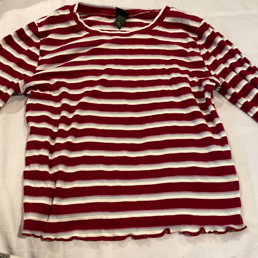 Long sleeve crop top